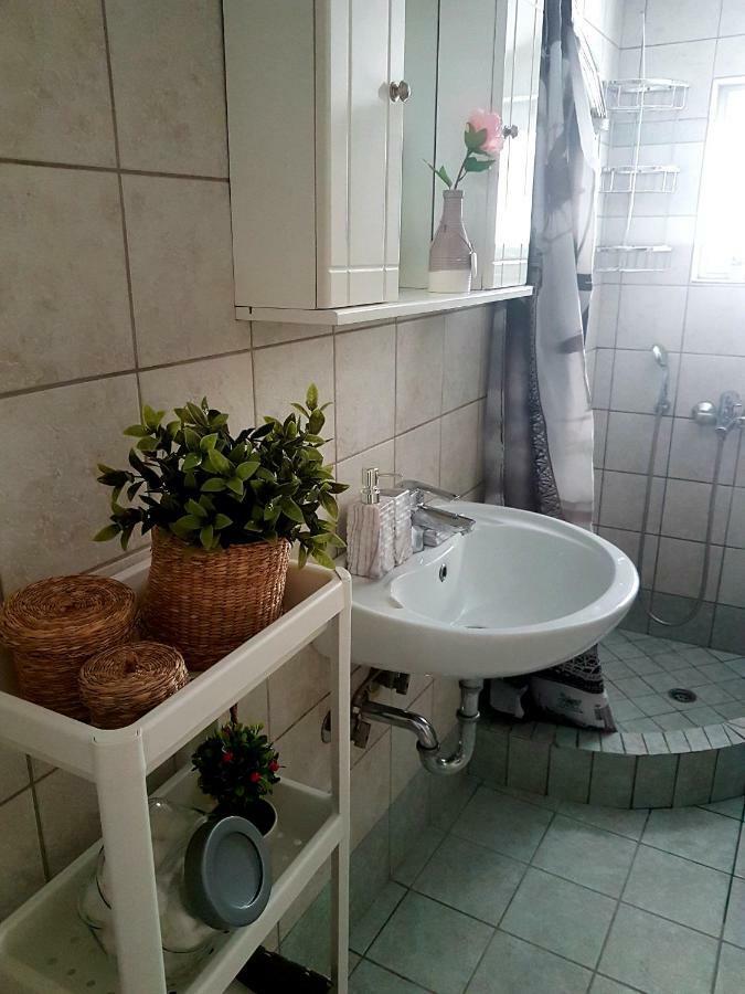 Cozy Apartment Near Monastiraki Atenas Exterior foto